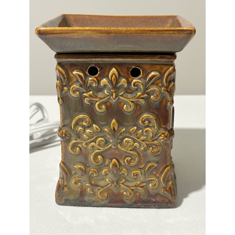 Scentsy Full Size Rustic Scroll Demask Rust Brown Square Light Warmer